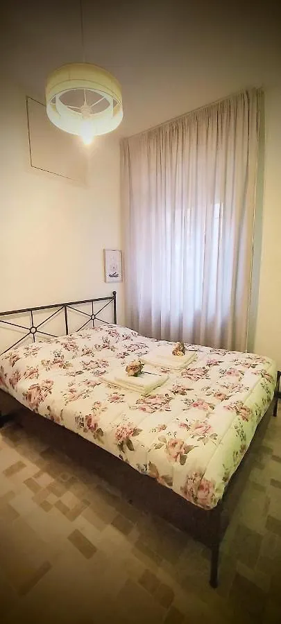 Watercolor House ,Fibra Internet And Netflix Apartment Milan Italy